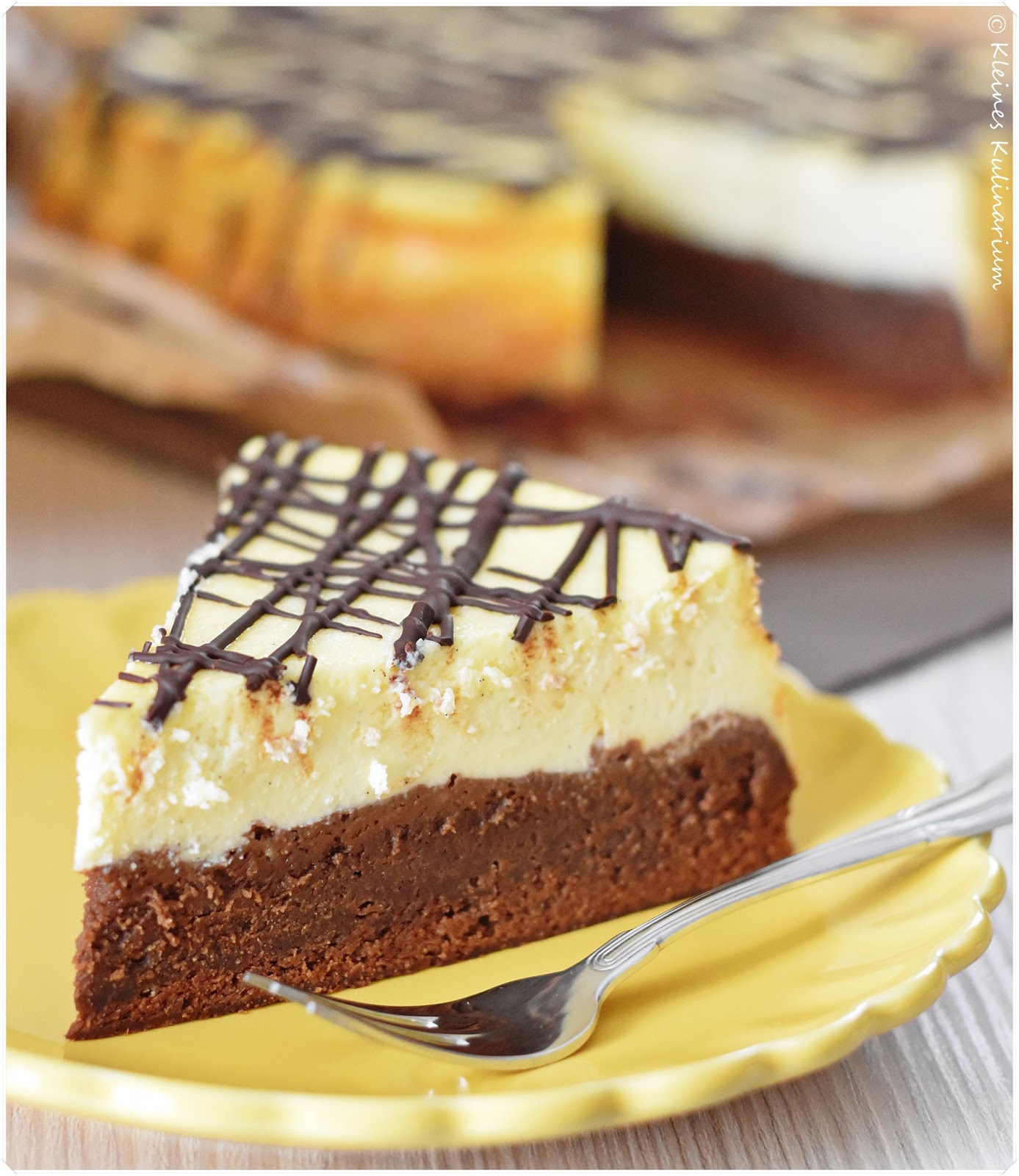 Brownie Cheesecake Cheesecake mit Brownieboden - Kleines Kulinarium