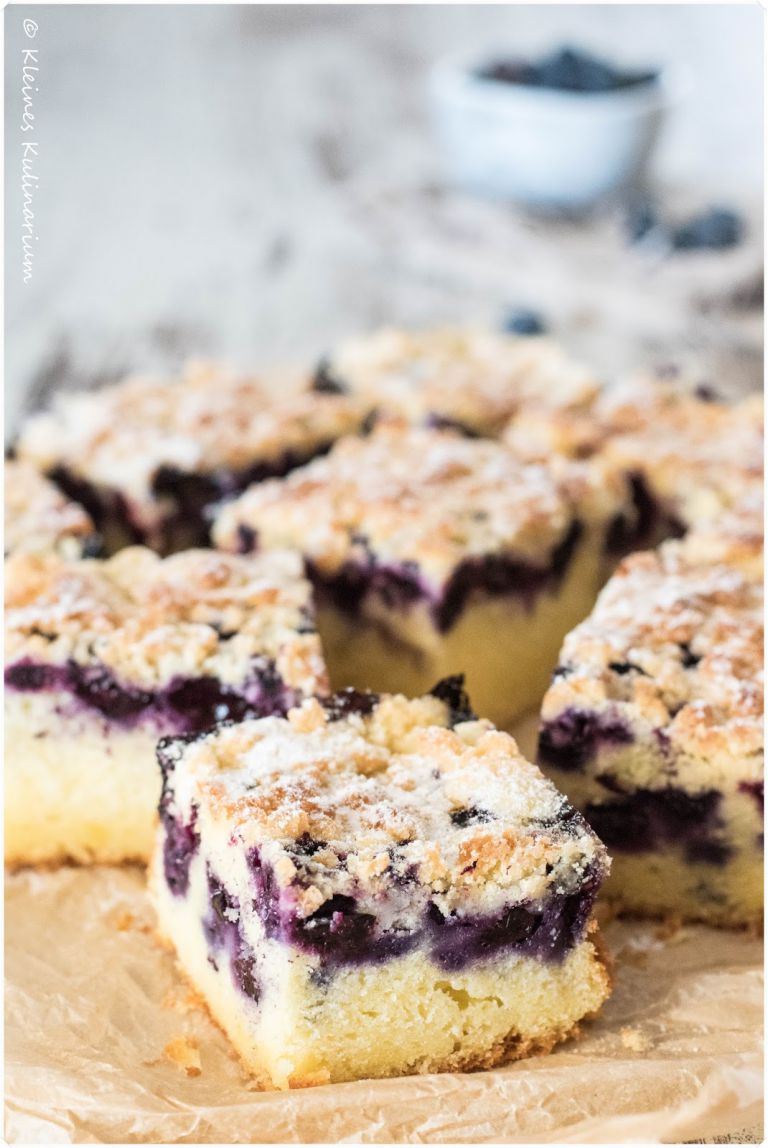 Blaubeer-Buttermilch-Kuchen mit Streuseln - Kleines Kulinarium