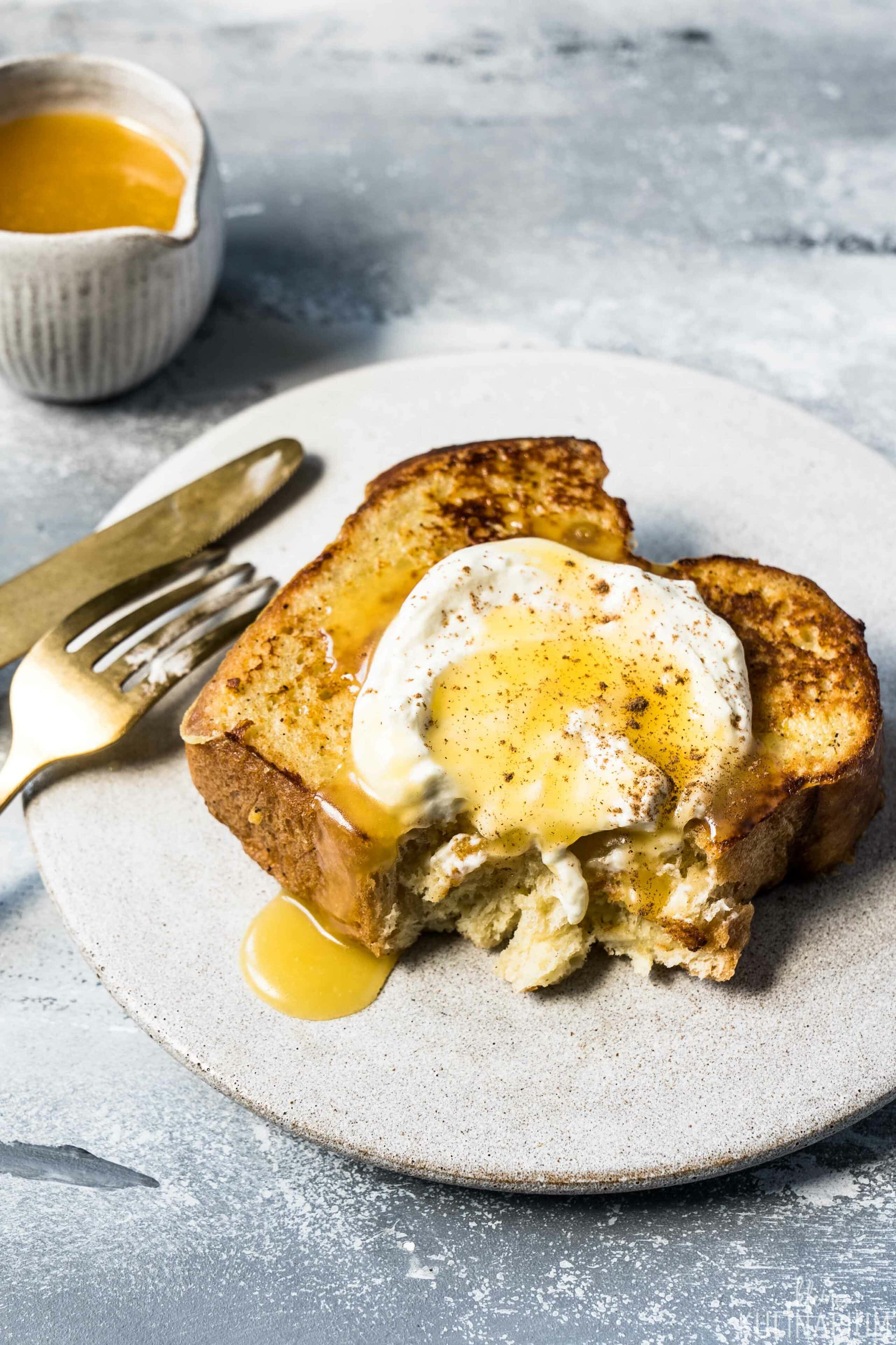 French Toast mit Mascarpone Creme und Honig-Butter-Sirup - Kleines ...