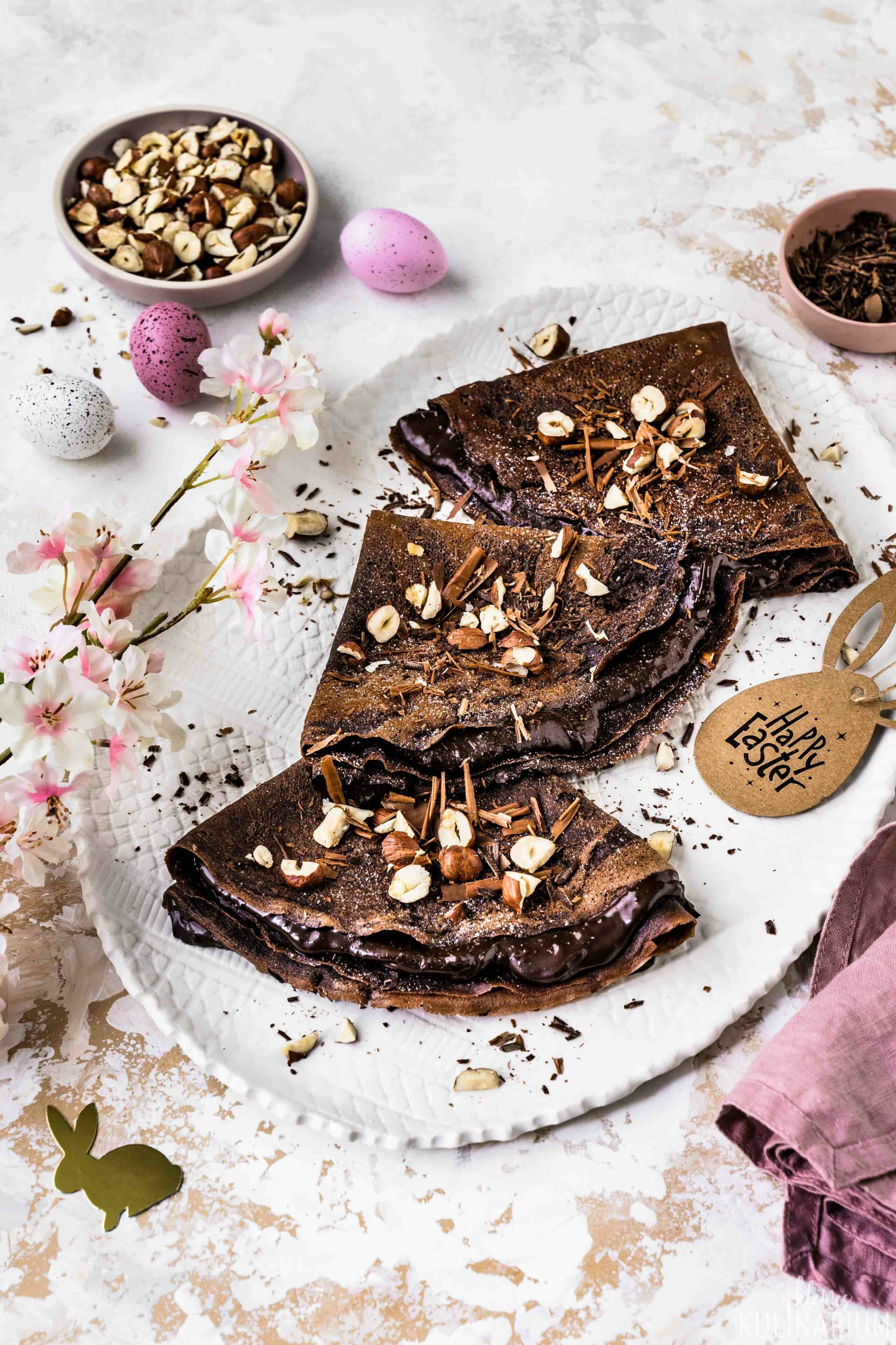 Schokoladen-Crêpes mit Schokoladencreme-Füllung - Kleines Kulinarium